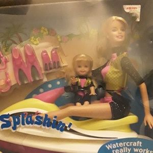 Barbie n kelly sea splashing